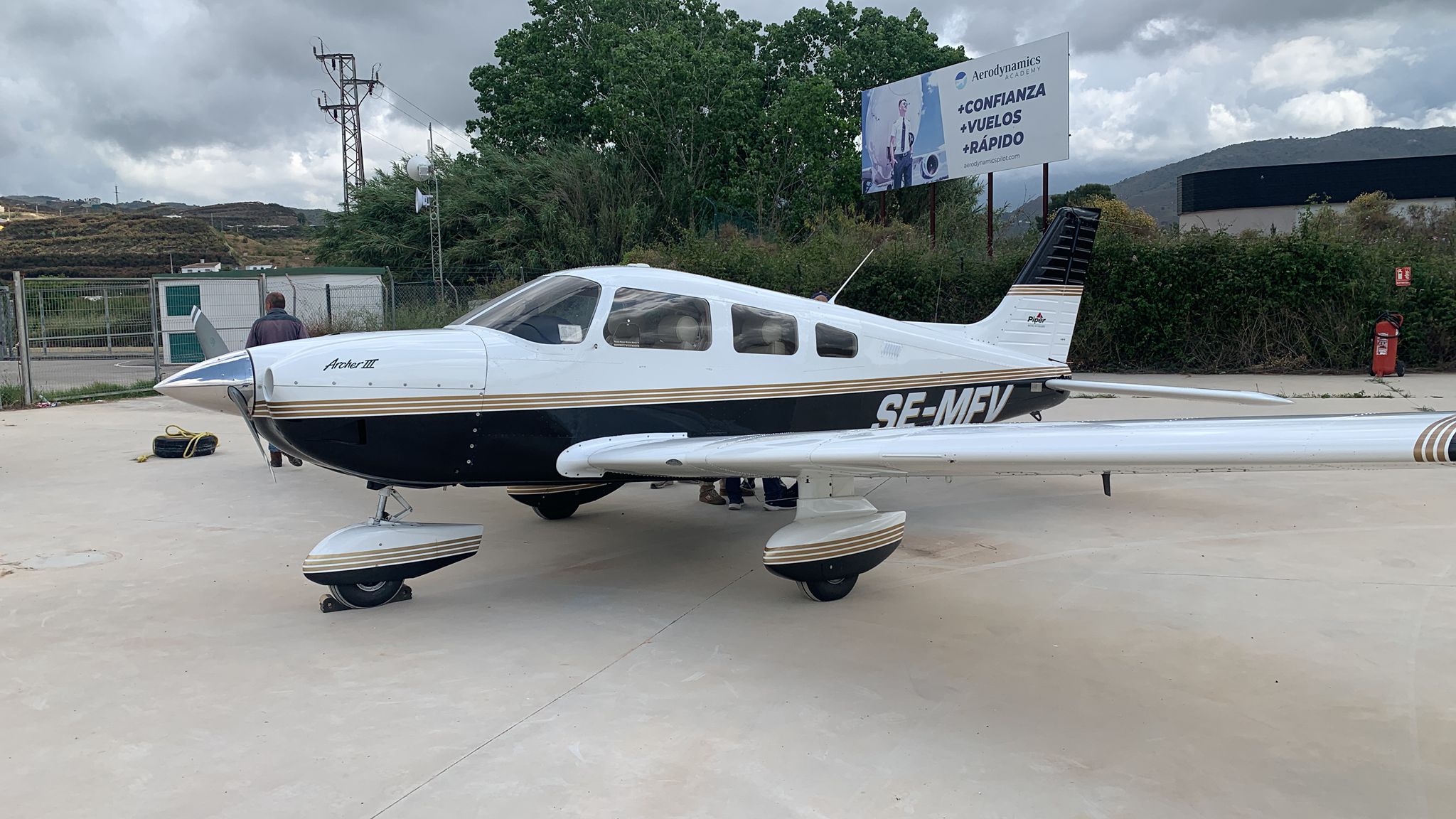 PIPER ARCHER III. EL NUEVO AVION ADQUIRIDO POR EL REAL AEROCLUB DE MALAGA